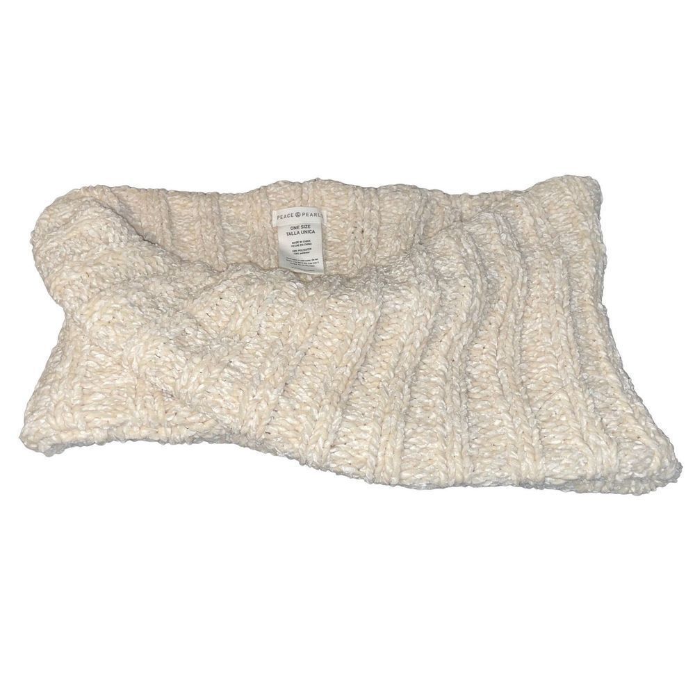 Peace & Pearls Chenille Infinity Scarf - Picture 7 of 8